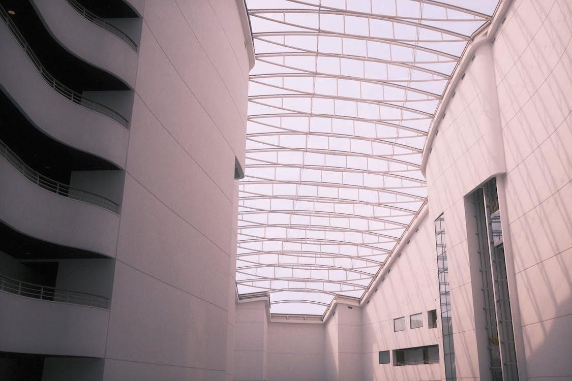 Maximizing Natural Light in Hospitals – Skylights for Patient Recovery