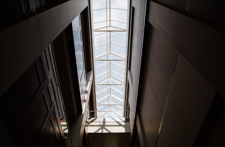 Choosing the Right Skylights for Commercial Spaces: Hallways vs. Executive Suites