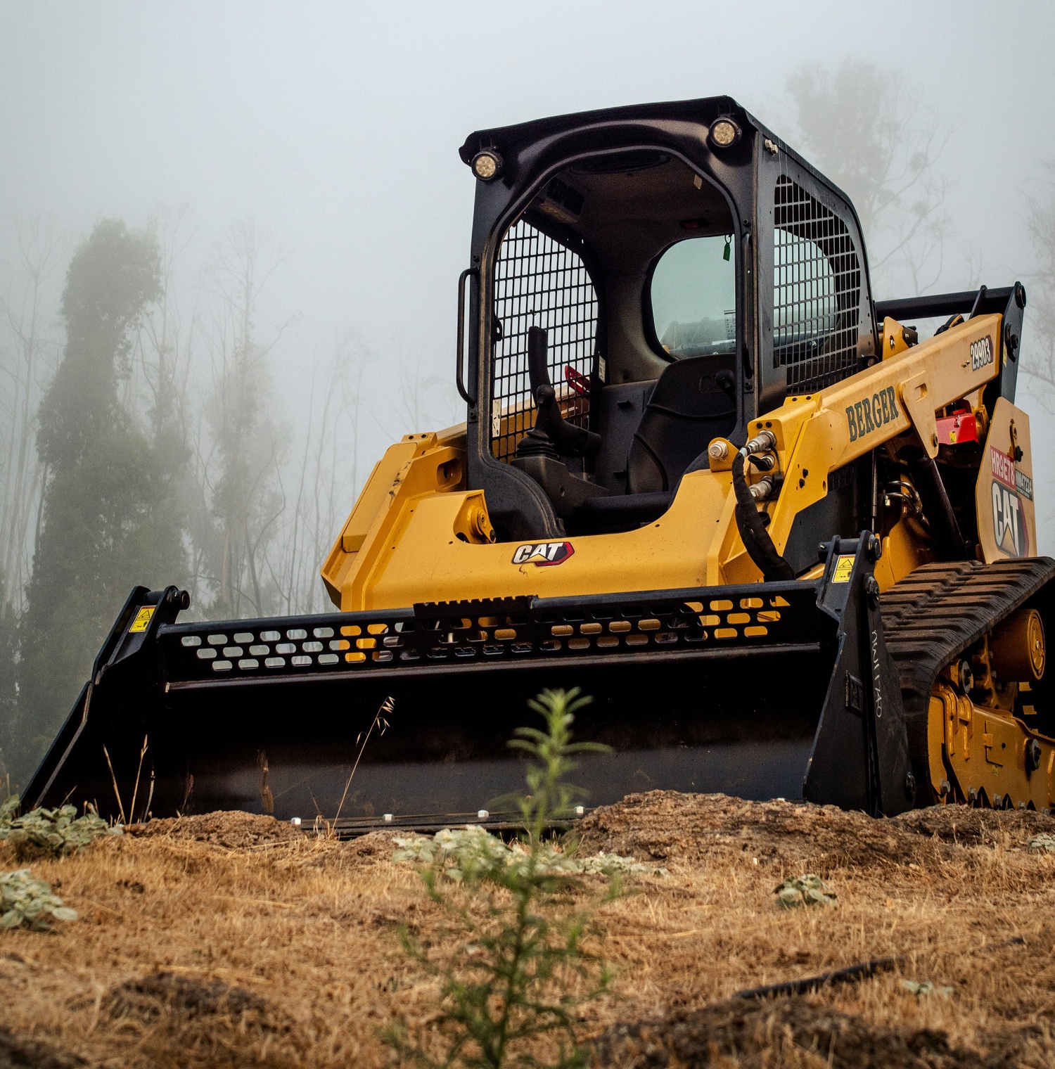 Leveraging Asset Attributes in Salesforce Field Service for Machinery Rentals
