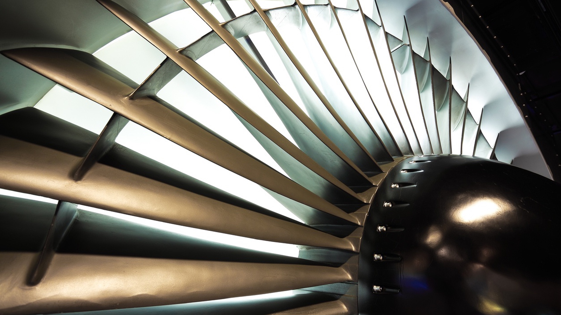 Platinum vs Iridium: How to Identify High-Value Alloys