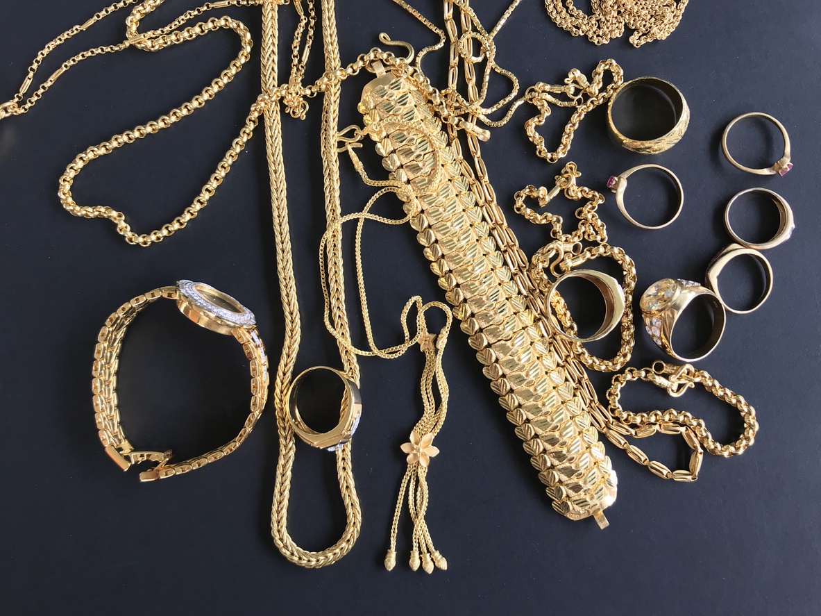 gold jewelry