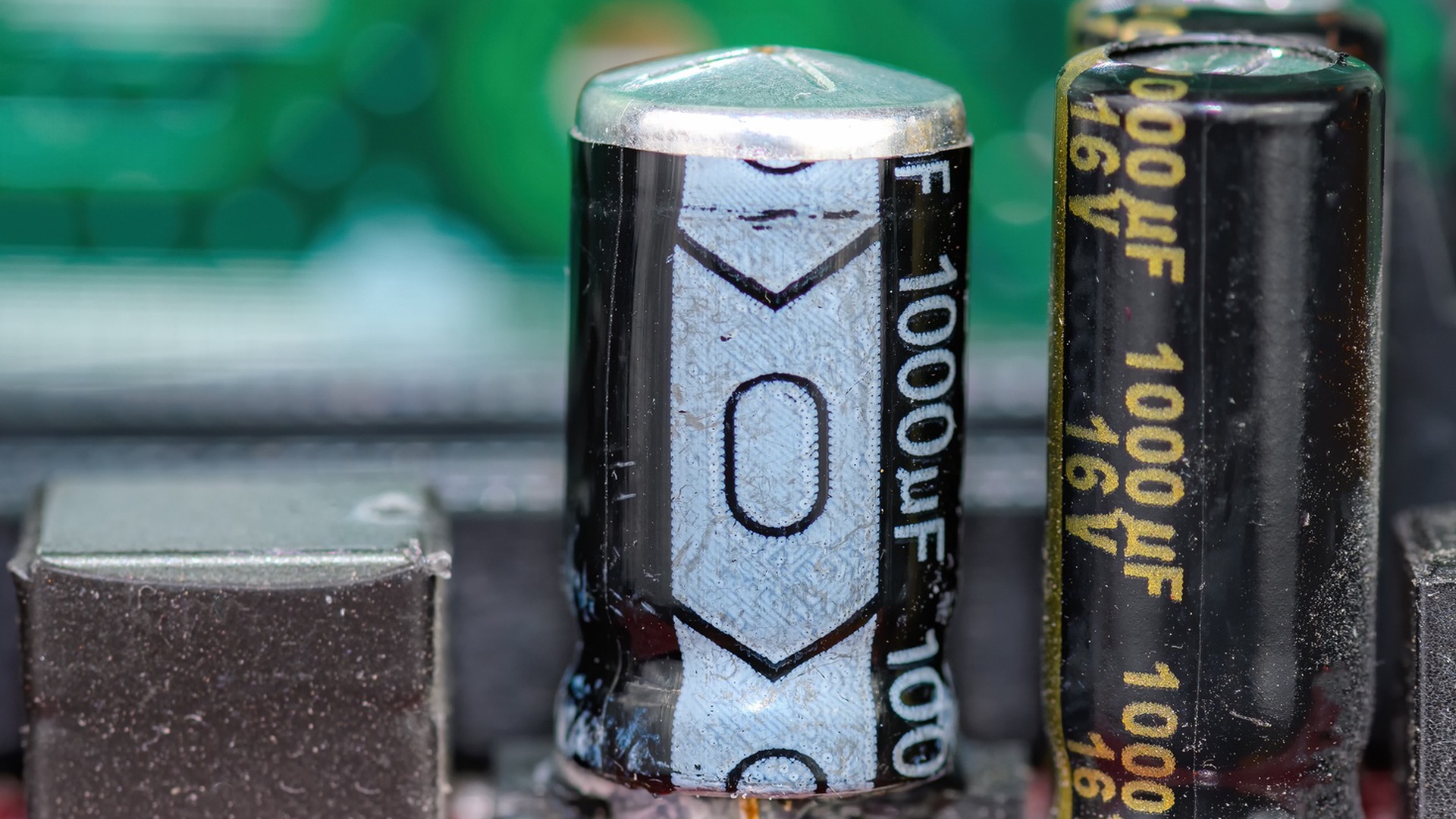 The Unique Challenges of Recycling Tantalum Capacitors